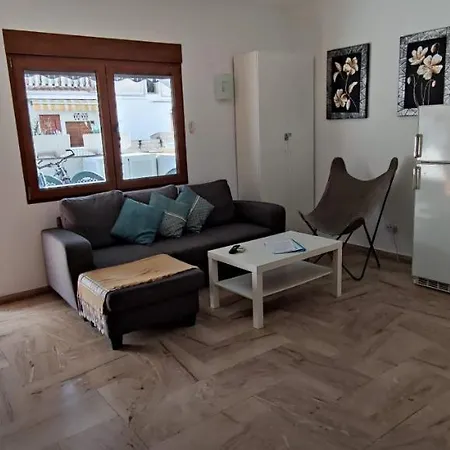 Breeze Townhouse By The Santa Pola