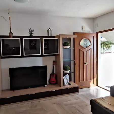 Breeze Townhouse By The Apartment